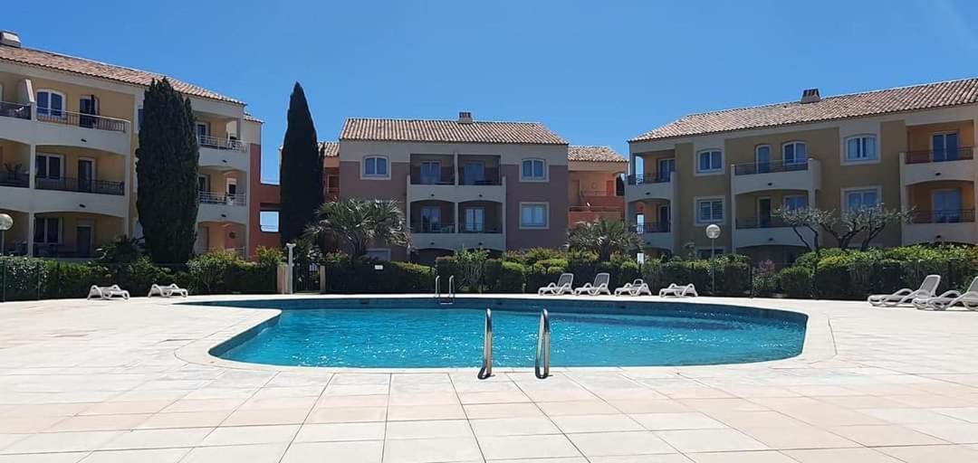 Vacance Location Mer Piscine Var Sud Terrasse Les Issambres Ngoại thất bức ảnh